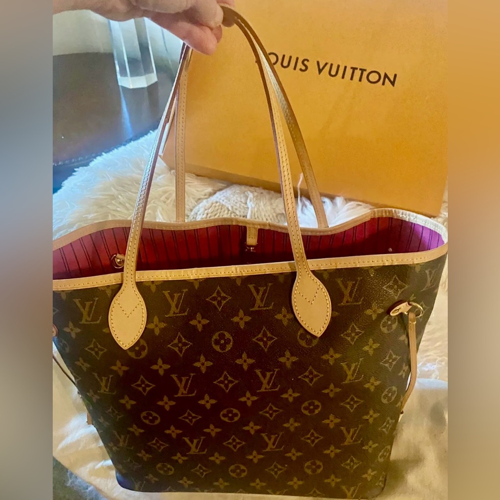 🩷Authenic Louis Vuitton Neverfull MM